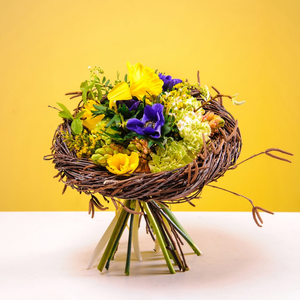 Букет с анемонами