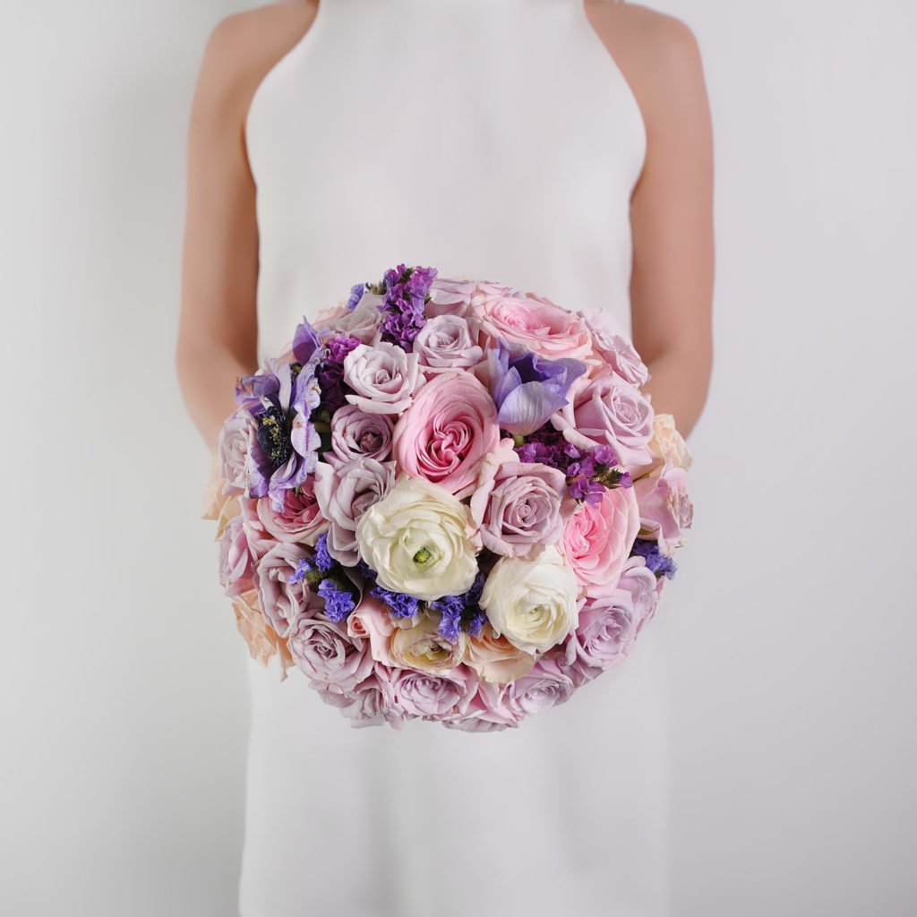 Свадебный букет созданный студентом в рамках курса "Профессия флорист". Фото @havikozoki