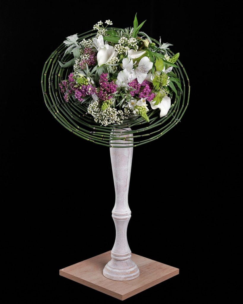 Курсы флористики в Казани. Каркасные букеты студентов курса "Профессия флорист".