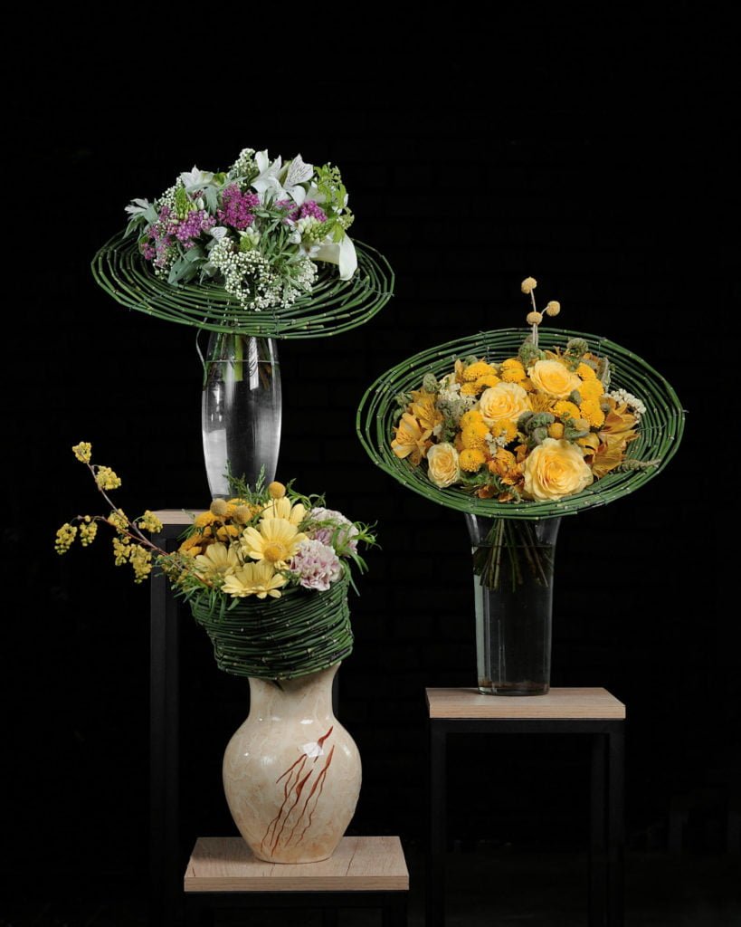 Курсы флористики в Казани. Каркасные букеты студентов курса "Профессия флорист".