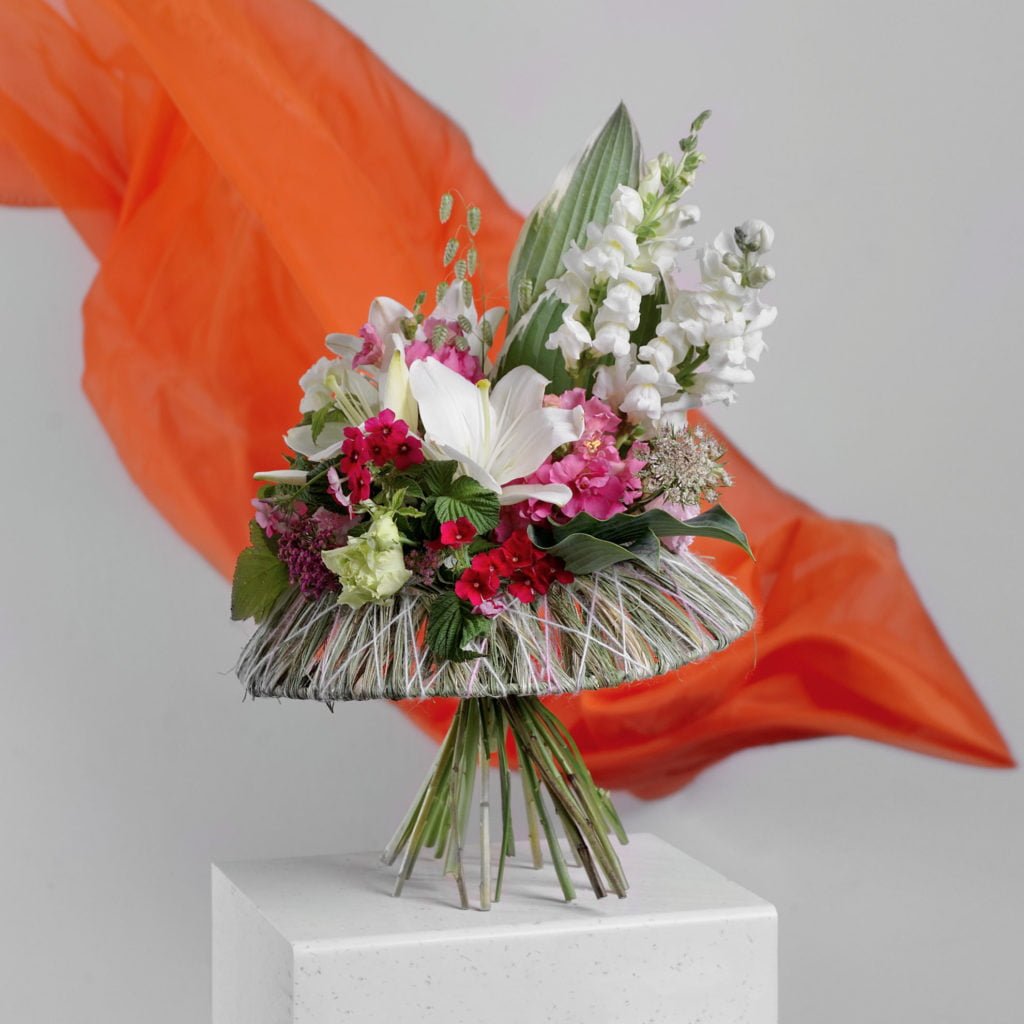 Каркасный букет. Школа флористики. Курсы флористики.