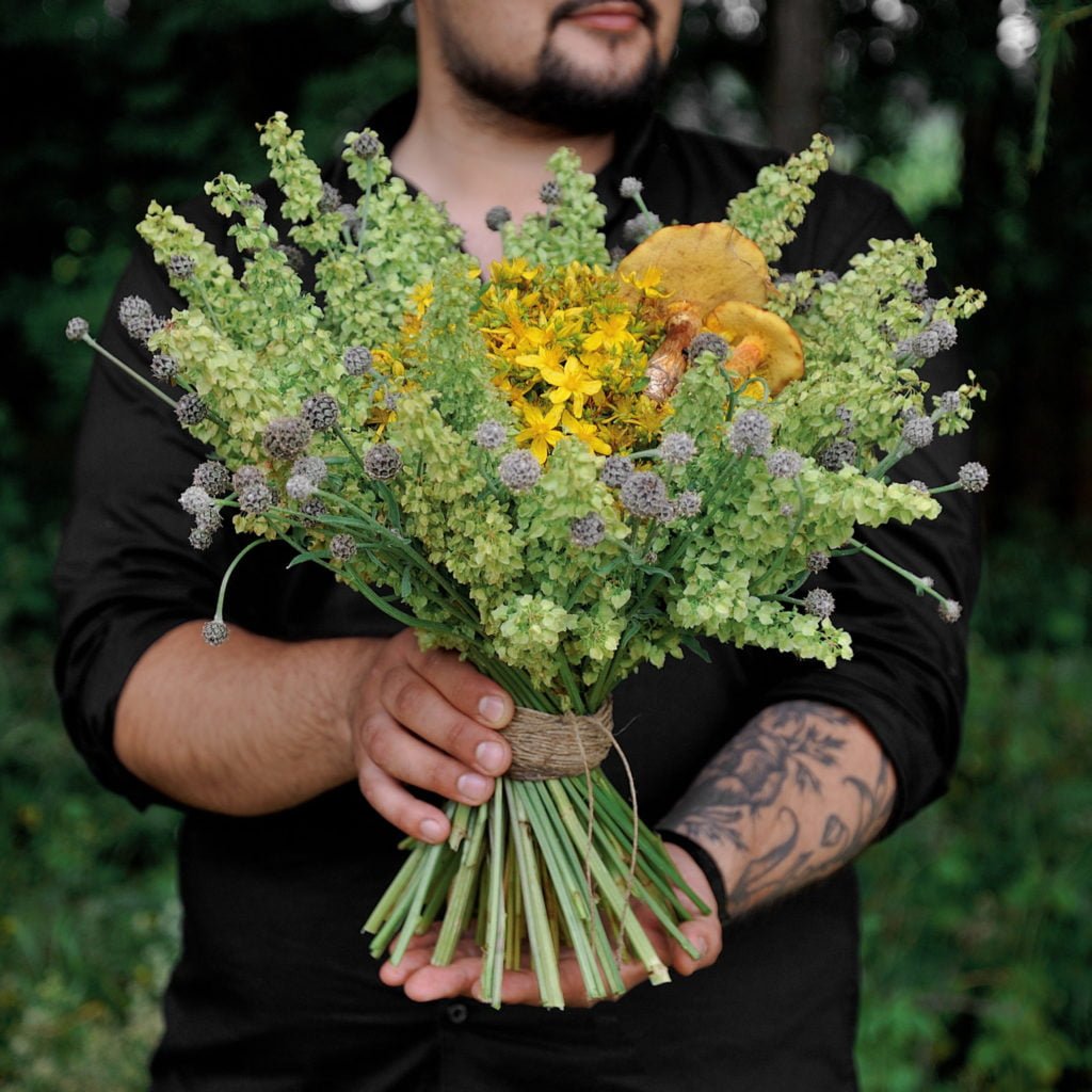 Курсы флористики в Казани. Букет с грибами.