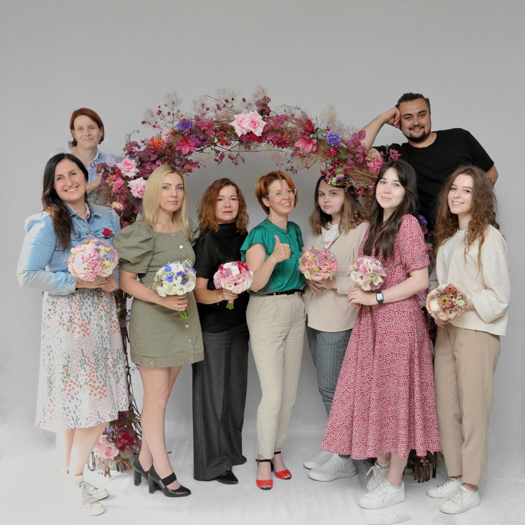 Курсы флористики Казань! В процессе обучения в Казанской школе флористики!