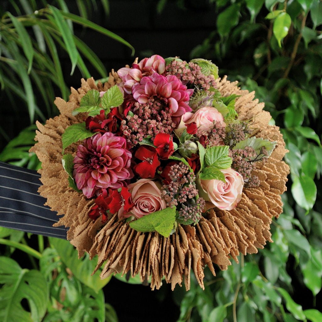 Каркасный осенний букет. Студента Казанской школы флористики!