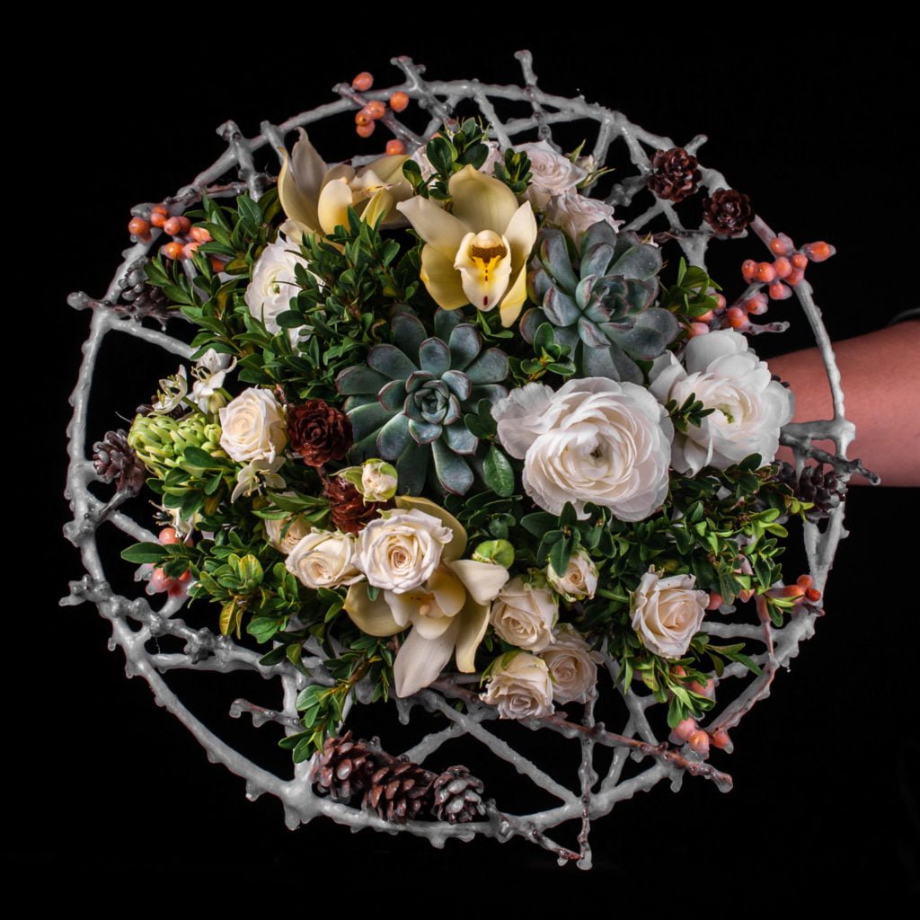 зимний каркасный букет