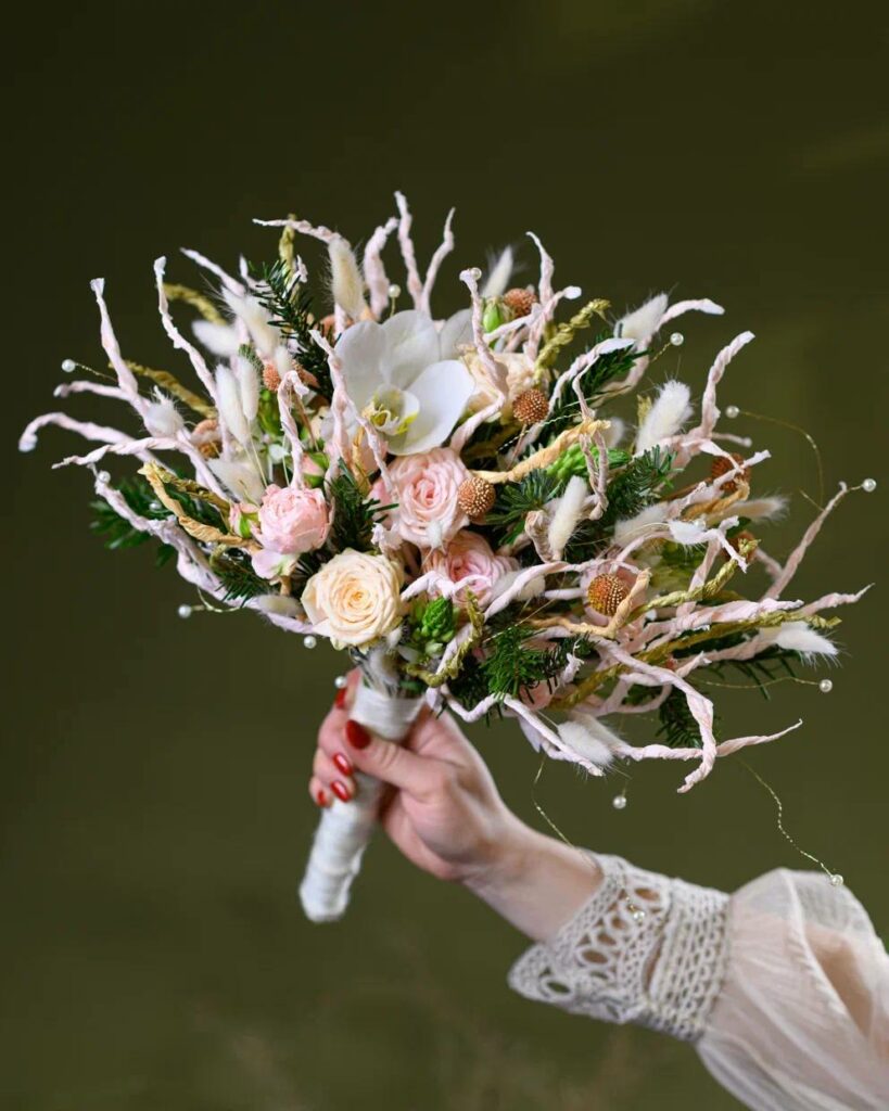 Букет Екатерины преподавателя Казанской школы флористики